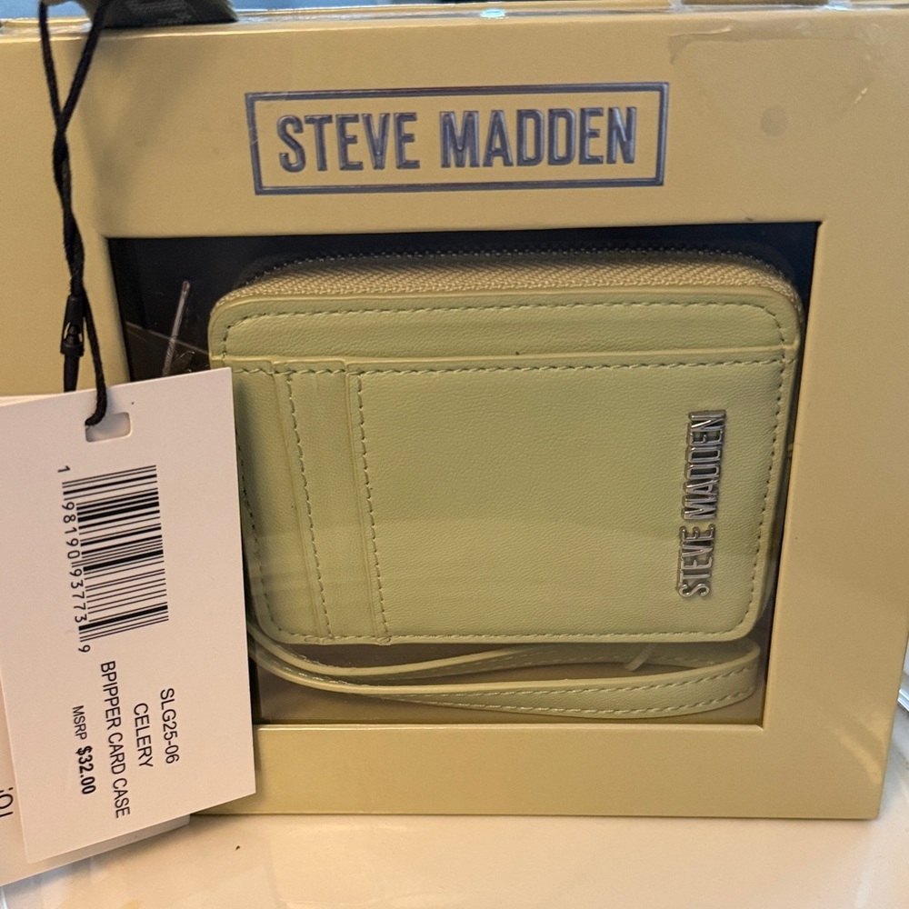 Steve Madden Mint Card Holder